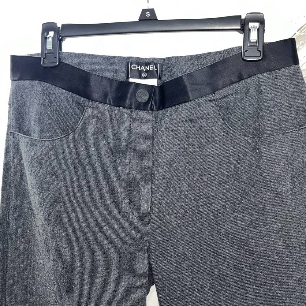 Chanel Gray Pants With Bow Accents - Size FR 42 - Picture 7 of 16